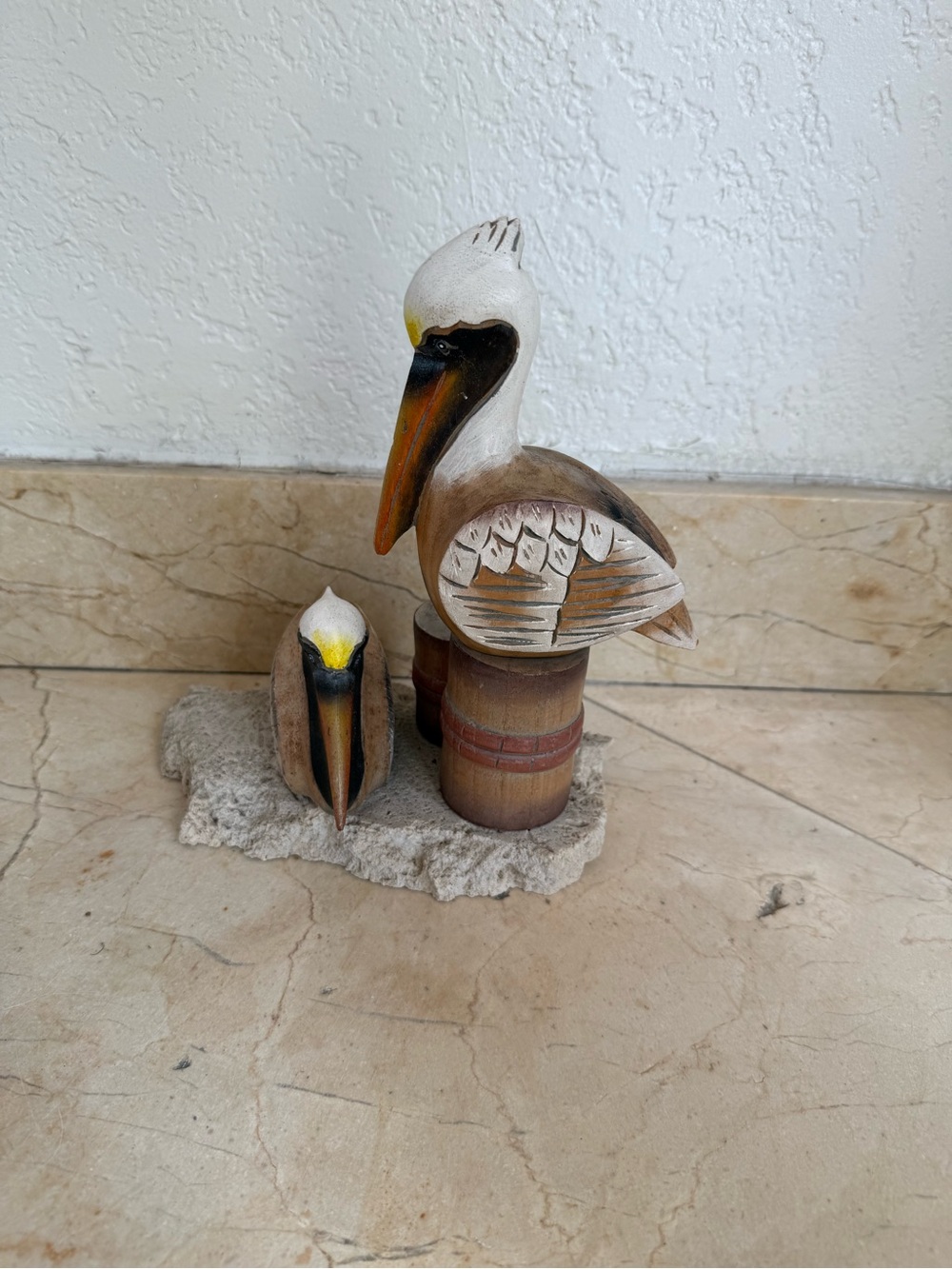 Hand-Carved Painted Wooden Pelican Figurine Sculpture Set in Brown/White Decor